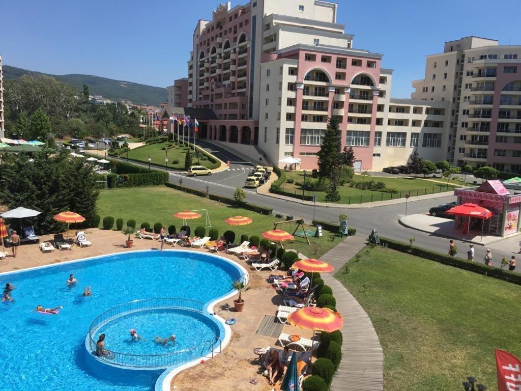 Apartment Sunny Beach Plaza 100 M Sea 외부 사진
